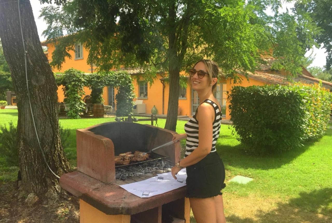 La Scuderia Casa Vacanze Guest House Arezzo Exterior photo